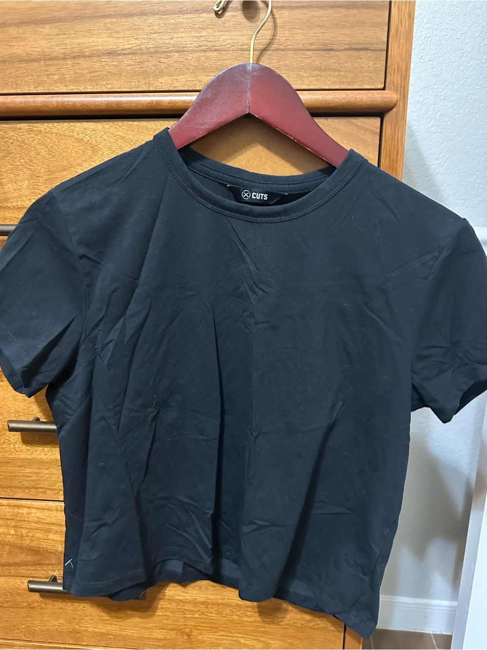 Cuts Clothing Black Short Sleeve Crewneck Tees (2 total)